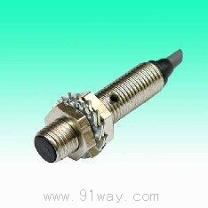 LBϵ��늸�ʽ�ӽ��_�P