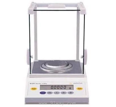 BSϵ�з���������ƽ(0.1mg��0.01g/110g��4010g)